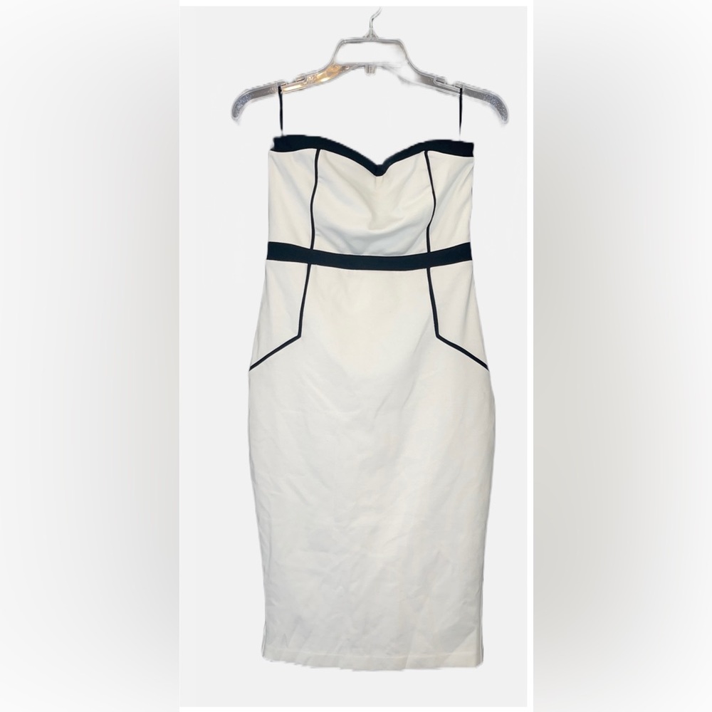 EXPRESS Body Contour Strapless Mini Dress With Built-In Shapewear